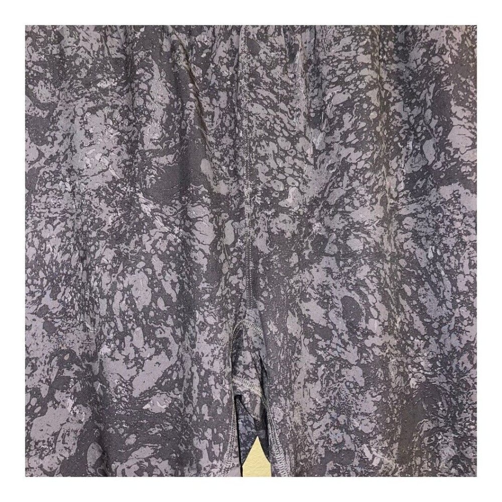 Zella Core Stretch Woven Shorts Men XL Dark Gray Marble Print Pull On Drawstring - Picture 5 of 10